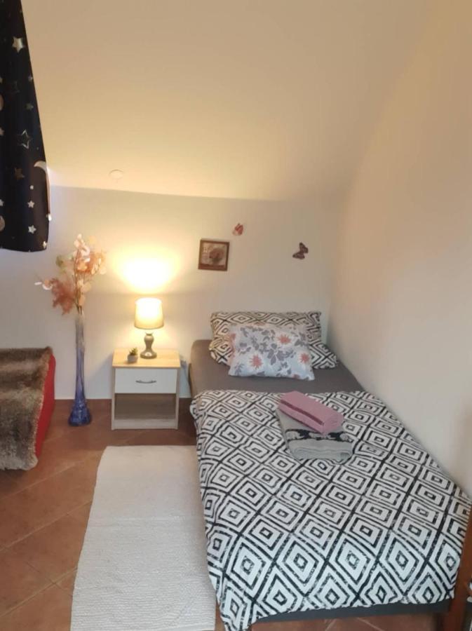 Erdey Apartman Barcs Bagian luar foto